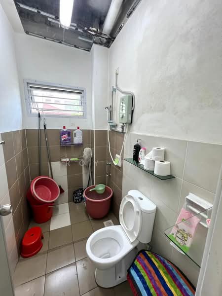 Cluster House for Sale in Taman Daiman Jaya (Kota Tinggi) - Roy Yap - Bathroom - PropertyGuru.com.my