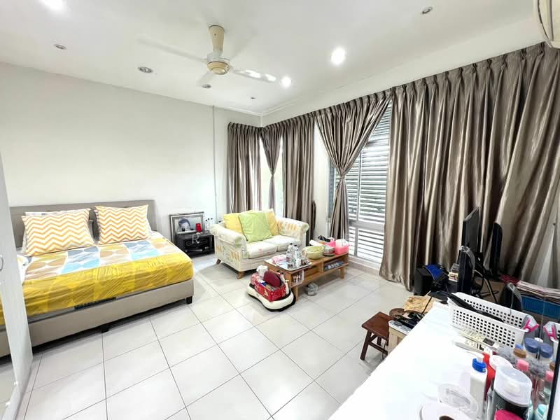 Cluster House for Sale in Taman Daiman Jaya (Kota Tinggi) - Roy Yap - Living Room - PropertyGuru.com.my