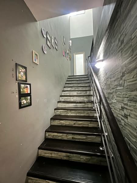 Semi-Detached House for Sale in Taman Saujana Emas (Kajang) - Asyraf Azman - Interior - PropertyGuru.com.my
