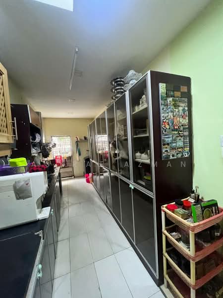Semi-Detached House for Sale in Taman Saujana Emas (Kajang) - Asyraf Azman - Kitchen - PropertyGuru.com.my