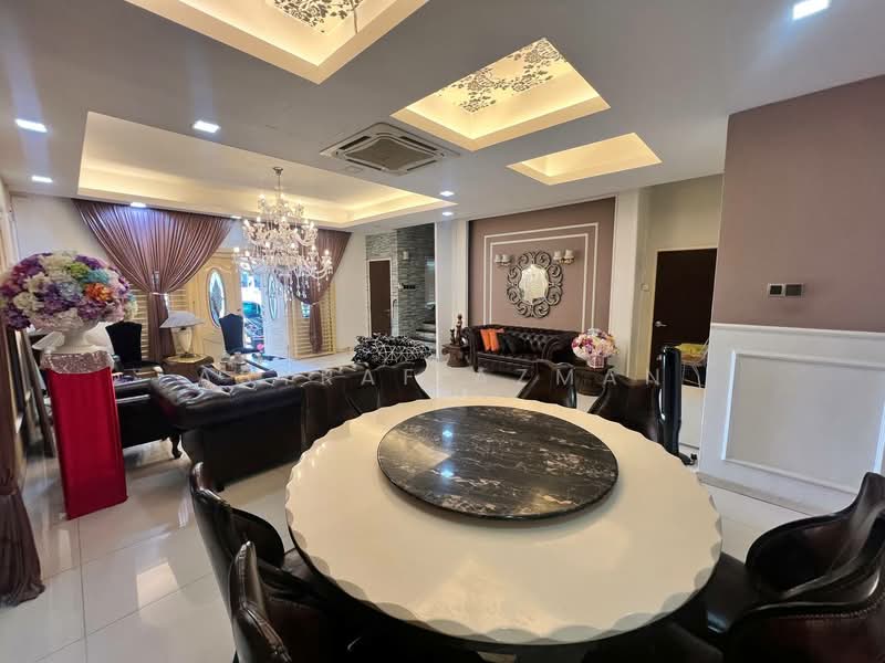 Semi-Detached House for Sale in Taman Saujana Emas (Kajang) - Asyraf Azman - Living Room - PropertyGuru.com.my
