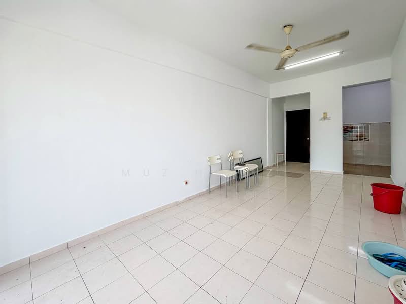 Pangsapuri untuk Dijual di Pangsapuri Cemara - Muz Hafiz - PropertyGuru.com.my