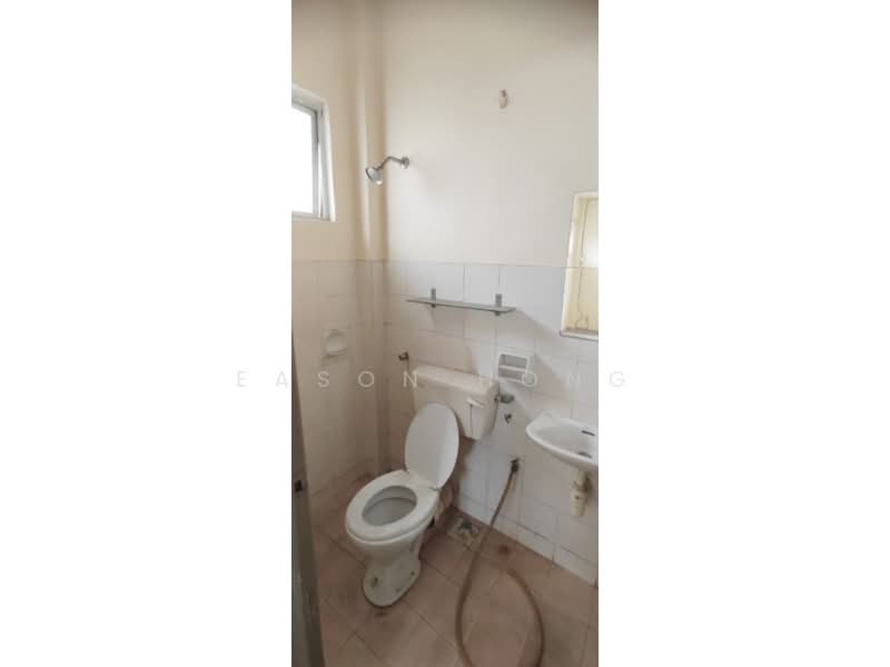 Condominium for Rent at Indah Condominium - Eason Hong - Bathroom - PropertyGuru.com.my