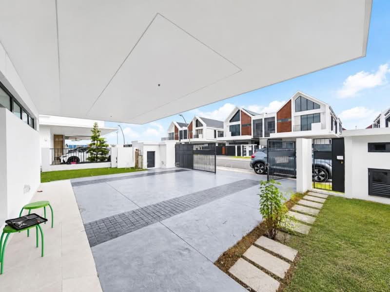 Semi-Detached House for Sale in Elmina (Shah Alam) - Fazie Noor - Exterior - PropertyGuru.com.my