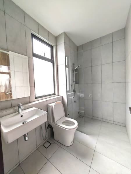 Semi-Detached House for Sale in Elmina (Shah Alam) - Fazie Noor - Bathroom - PropertyGuru.com.my