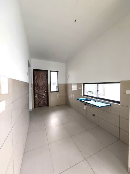 Semi-Detached House for Sale in Elmina (Shah Alam) - Fazie Noor - Kitchen - PropertyGuru.com.my