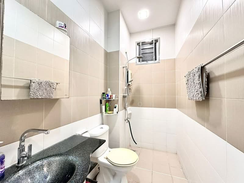 2-storey Terraced House for Sale in Taman Nusa Sentral (Iskandar Puteri (Nusajaya)) - Max Loh - Bathroom - PropertyGuru.com.my