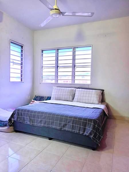 Apartment for Sale at Pangsapuri Tainia - Noor Hidayah Mohamad Noor - Bedroom - PropertyGuru.com.my
