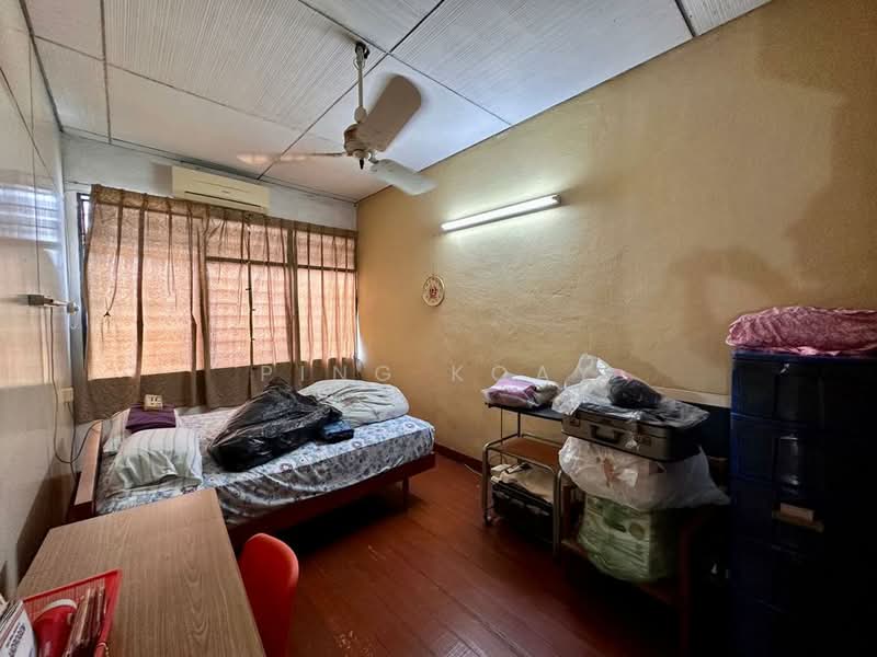 2-storey Terraced House for Sale in Gelugor (Penang) - Ping Koay - Bedroom - PropertyGuru.com.my