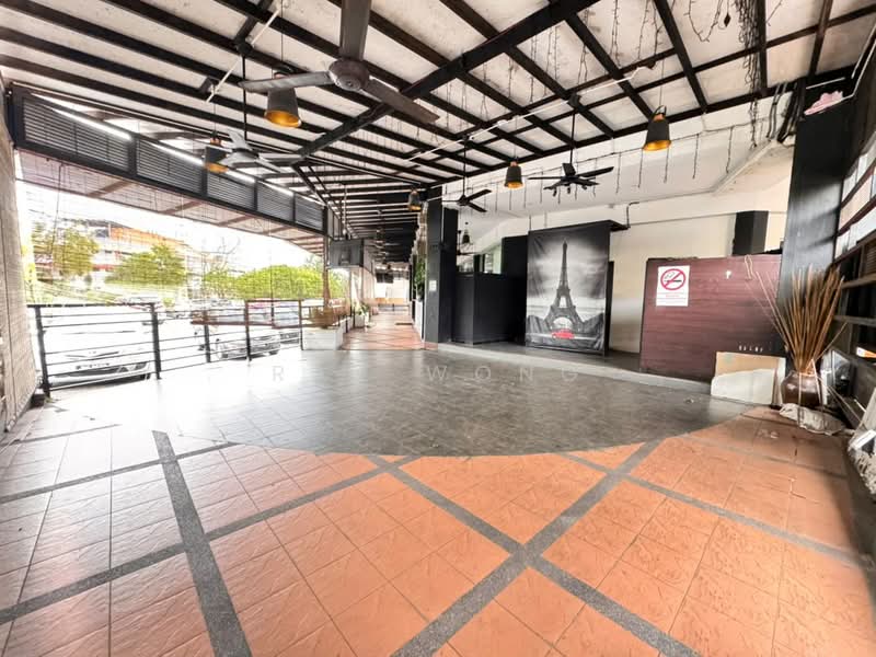 Shop / Office for Rent in Taman Gaya (Ulu Tiram) - Ray Wong - Exterior - PropertyGuru.com.my