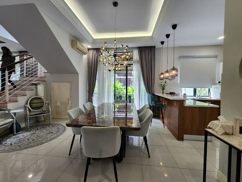 Semi-Detached House for Sale in Bukit Jelutong (Shah Alam) - Fazillah Rahim - Dining Room - PropertyGuru.com.my