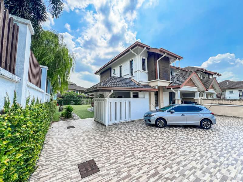 Rumah Berkembar untuk Dijual di Nilai Impian (Nilai) - Firdaus Husin - Exterior - PropertyGuru.com.my