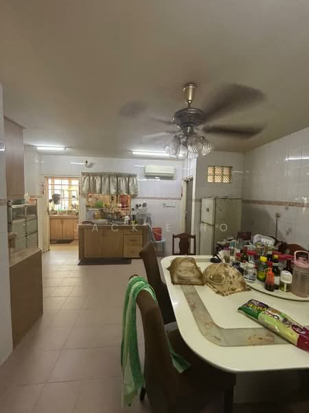 2.5-storey Terraced House for Sale in Puchong (Selangor) - Jackie Ho - Kitchen - PropertyGuru.com.my