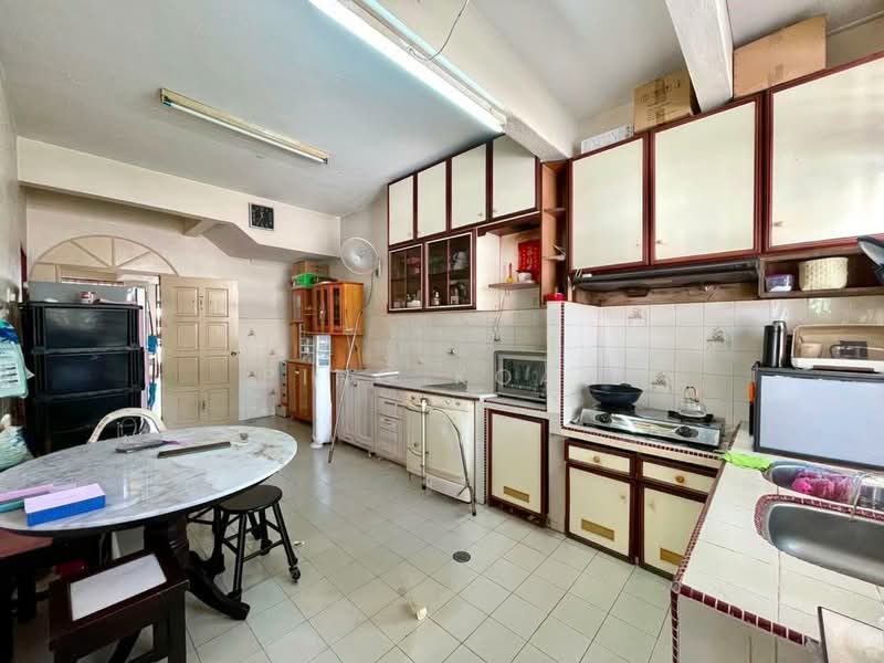 2-storey Terraced House for Sale in Bayan Lepas (Penang) - Ping Koay - Kitchen - PropertyGuru.com.my