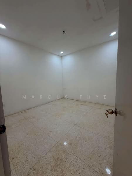 Rumah Teres 1 Tingkat untuk Dijual di Taman Johor (Tampoi) - Marcus Thye - Interior - PropertyGuru.com.my