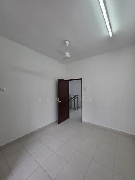Rumah Teres 2 Tingkat untuk Disewa di Bandar Baru Bangi (Selangor) - Sam Hew - Interior - PropertyGuru.com.my