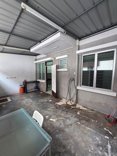 Rumah Teres 2 Tingkat untuk Disewa di Bandar Baru Bangi (Selangor) - Sam Hew - Exterior - PropertyGuru.com.my