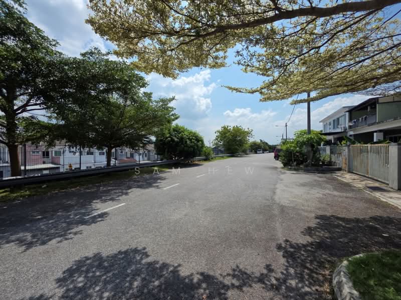 Rumah Teres 2 Tingkat untuk Disewa di Bandar Baru Bangi (Selangor) - Sam Hew - Exterior - PropertyGuru.com.my