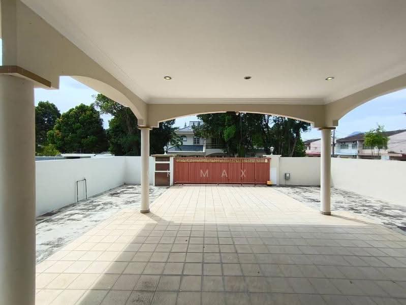 Semi-Detached House for Sale in Taman Mansion (Ipoh) - Ck Max - Exterior - PropertyGuru.com.my