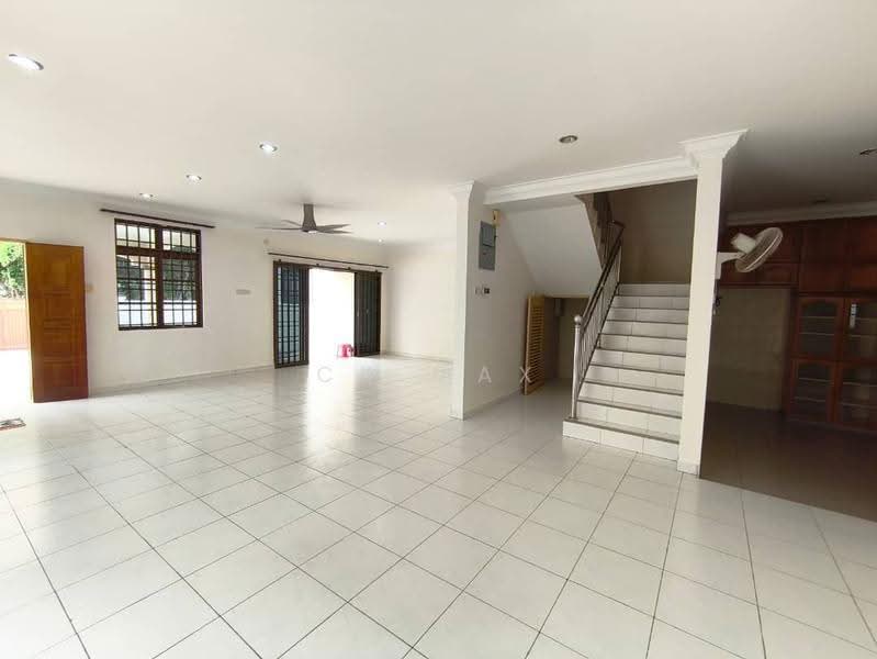 Semi-Detached House for Sale in Taman Mansion (Ipoh) - Ck Max - Living Room - PropertyGuru.com.my