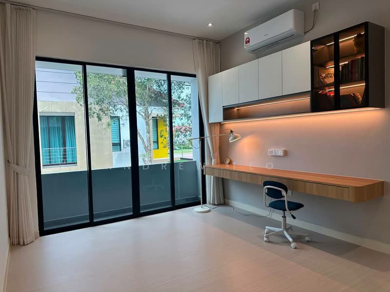 Semi-Detached House for Sale in Bandar Dato Onn (Tebrau) - Andrew Teo - Study - PropertyGuru.com.my