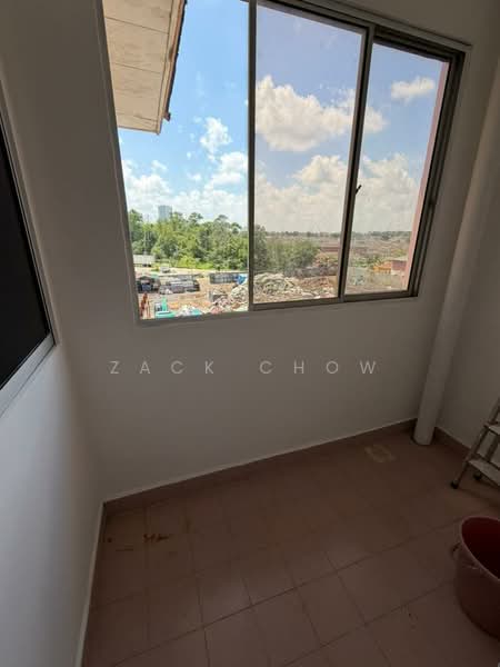 Pangsapuri untuk Dijual di Ria 2 Apartment - Zack Chow - Balcony - PropertyGuru.com.my