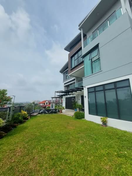 Rumah Banglo untuk Dijual di Seksyen 8 (Shah Alam) - Adzura Zamedin - Exterior - PropertyGuru.com.my