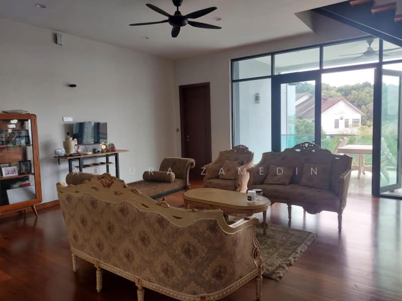 Rumah Banglo untuk Dijual di Seksyen 8 (Shah Alam) - Adzura Zamedin - Living Room - PropertyGuru.com.my