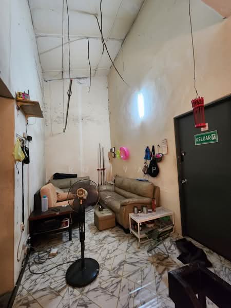 2-storey Terraced House for Sale in Permas Jaya (Johor Bahru) - Roy Yap - Living Room - PropertyGuru.com.my