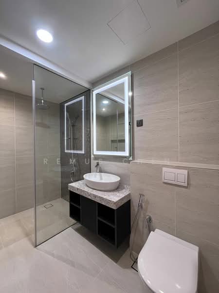 Servis Apartment untuk Dijual di Star Residences Two - Remus Chen - Bathroom - PropertyGuru.com.my