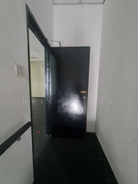 Kedai / Pejabat untuk Disewa di Taman Puncak Jalil (Seri Kembangan) - Malcolm Kok - Interior - PropertyGuru.com.my