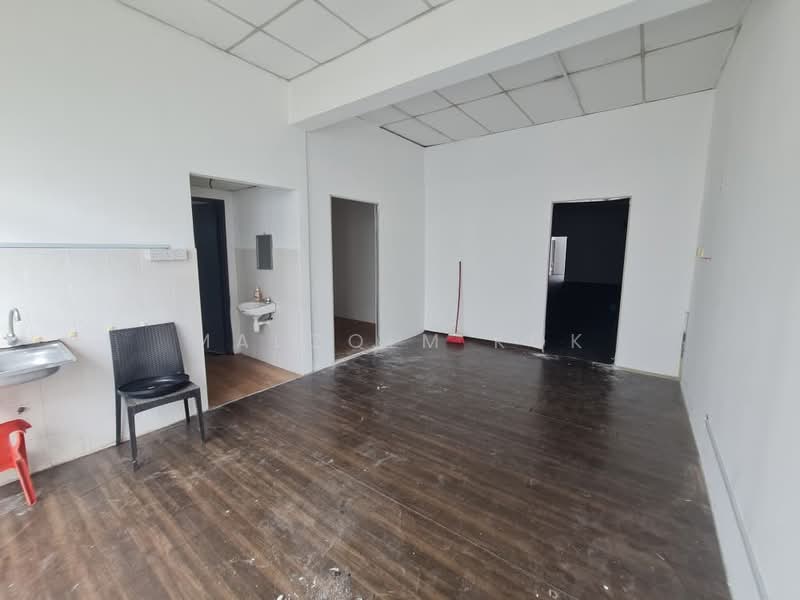 Kedai / Pejabat untuk Disewa di Taman Puncak Jalil (Seri Kembangan) - Malcolm Kok - Interior - PropertyGuru.com.my