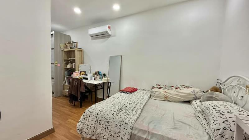 Rumah Teres 1.5 Tingkat untuk Dijual di Usj 3 (Subang Jaya) - Farhan Rafael - Bedroom - PropertyGuru.com.my