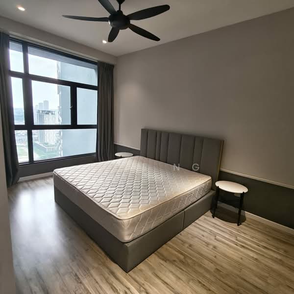 Servis Apartment untuk Dijual di Millerz Square Serviced Residence - Jane Ng - Bedroom - PropertyGuru.com.my