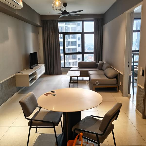Servis Apartment untuk Dijual di Millerz Square Serviced Residence - Jane Ng - Living Room - PropertyGuru.com.my