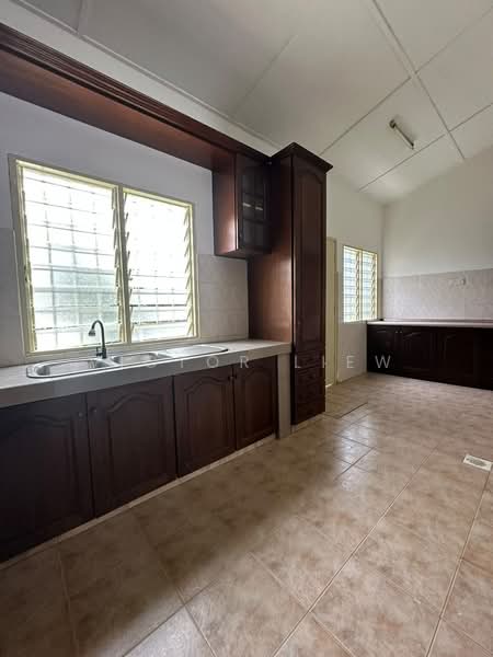 Rumah Teres 2 Tingkat untuk Dijual di Seksyen 6 (Kota Damansara) - Victor Liew - Kitchen - PropertyGuru.com.my