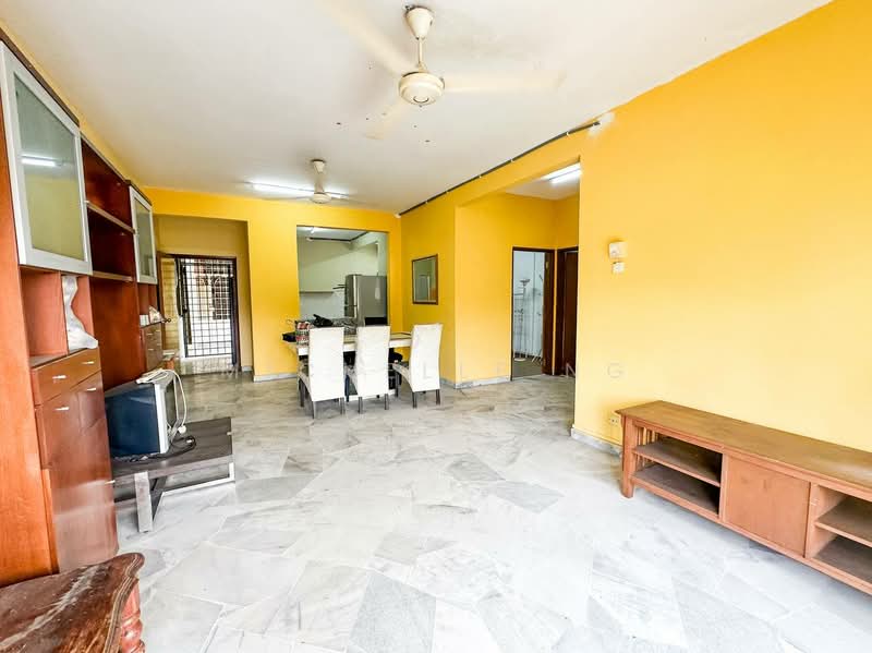 Pangsapuri untuk Disewa di Sri Kenanga - Michelle Ng - Living Room - PropertyGuru.com.my