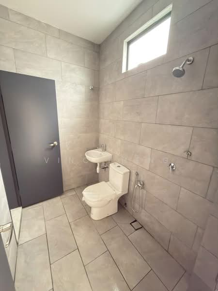 2-storey Terraced House for Sale in Bukit Beruang (Bukit Baru) - Vinc Pheng - Bathroom - PropertyGuru.com.my