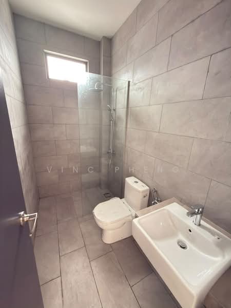 2-storey Terraced House for Sale in Bukit Beruang (Bukit Baru) - Vinc Pheng - Bathroom - PropertyGuru.com.my