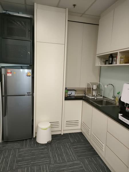 Pejabat untuk Disewa di Mid Valley City (Kuala Lumpur) - Anthony Ho - Kitchen - PropertyGuru.com.my