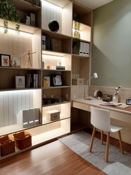 Service Residence for Sale at The Astaka @ 1 Bukit Senyum - AK TAY - Study - PropertyGuru.com.my