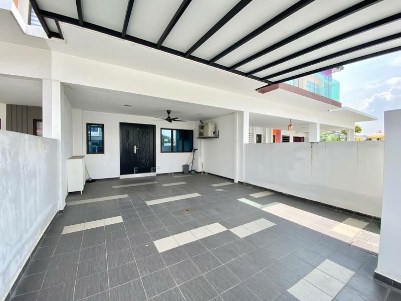 2-storey Terraced House for Sale in Setia Alam (Selangor) - Ammeer Nadzrai - Exterior - PropertyGuru.com.my