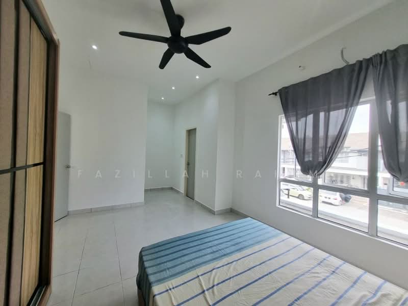 Rumah Teres 2 Tingkat untuk Dijual di Puncak Alam (Selangor) - Fazillah Rahim - Bedroom - PropertyGuru.com.my