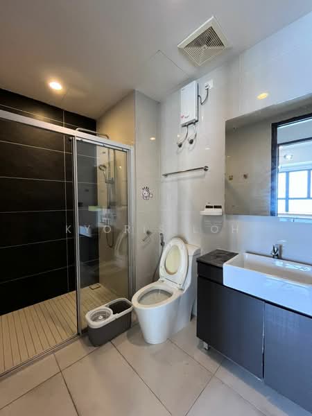 Condominium for Rent at Royal Strand @ Country Garden Danga Bay - Kyoris Loh - Bathroom - PropertyGuru.com.my