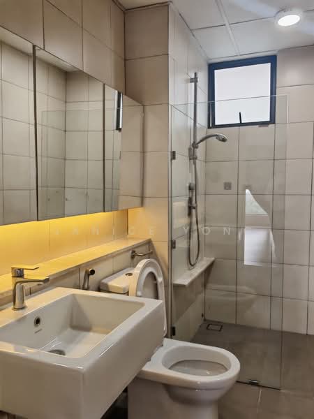 Pangsapuri untuk Disewa di The WaterEdge (Pinggiran Air) - Janice Yong - Bathroom - PropertyGuru.com.my