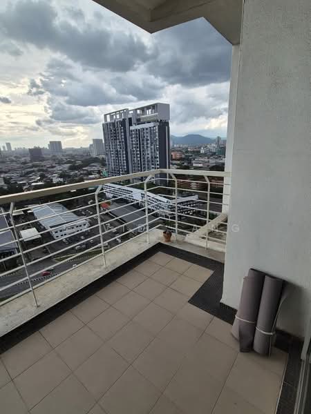 Kondominium untuk Dijual di The Maple Condominium - David Tang - Balcony - PropertyGuru.com.my
