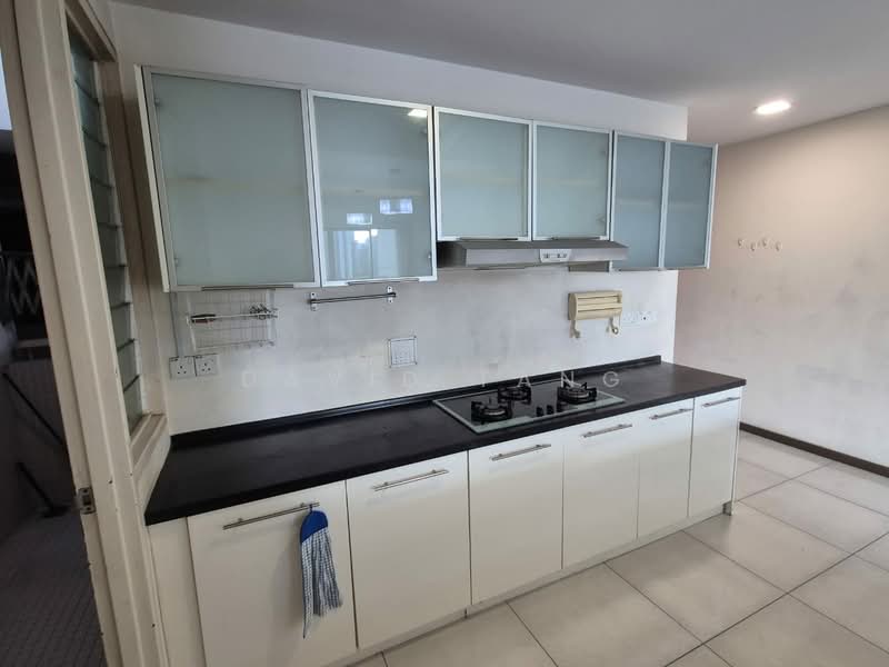 Kondominium untuk Dijual di The Maple Condominium - David Tang - Kitchen - PropertyGuru.com.my