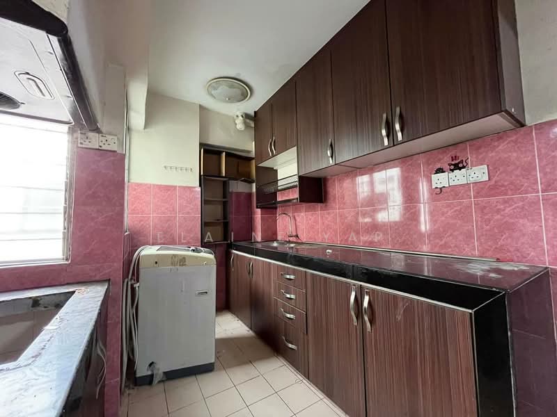 Pangsapuri untuk Dijual di Pangsapuri Seri Jati - Elaine Yap - Kitchen - PropertyGuru.com.my