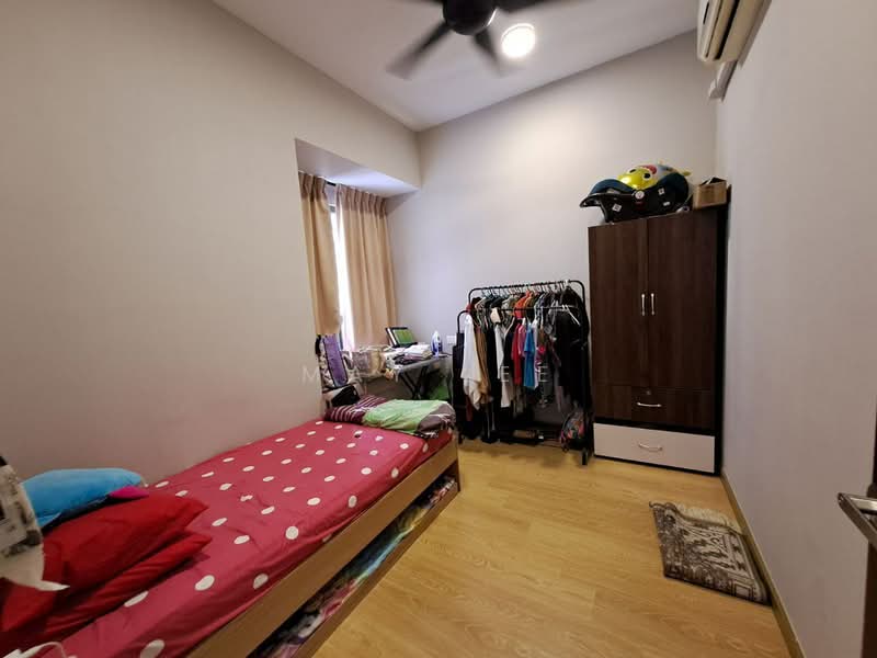 Kondominium untuk Dijual di Royal Strand @ Country Garden Danga Bay - May Lee - Bedroom - PropertyGuru.com.my