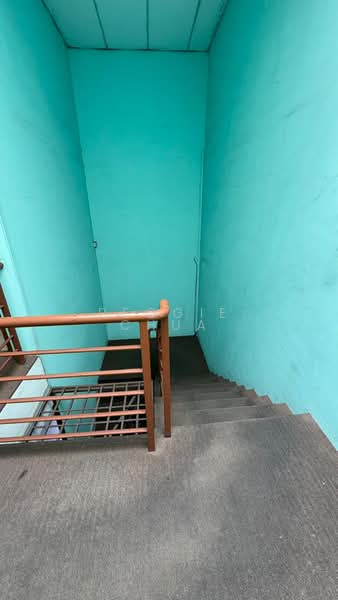 Kedai / Pejabat untuk Disewa di Taman Gaya (Ulu Tiram) - Peggie Chua - Corridor - PropertyGuru.com.my